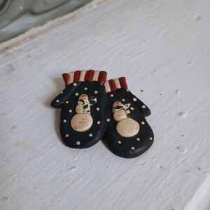 VTG resin snowman brooch, Americana Christmas brooch, Christmas core